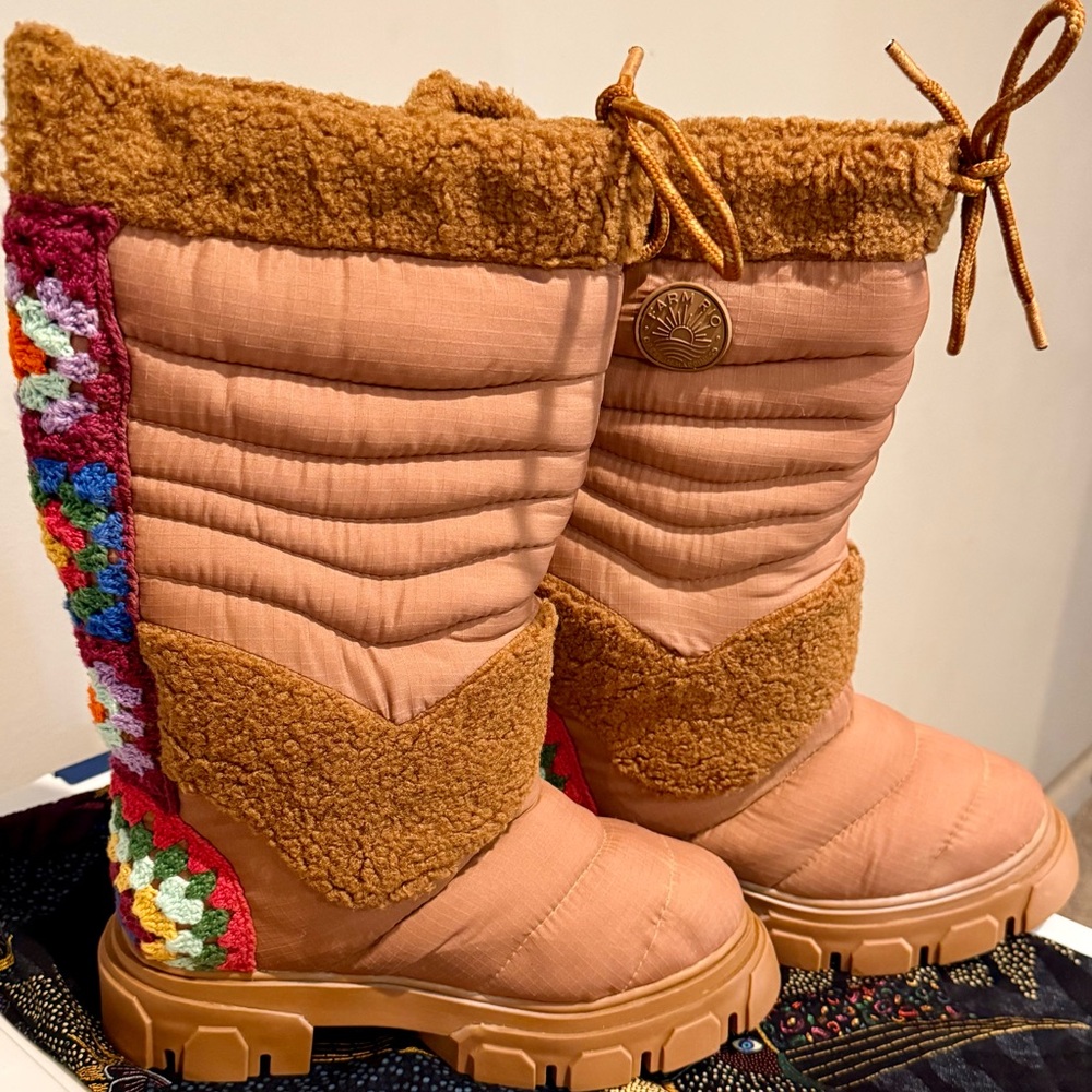 FARM Rio Tan Quilted Crochet Patchwork Puffy Winter Boots - Picture 2 of 16